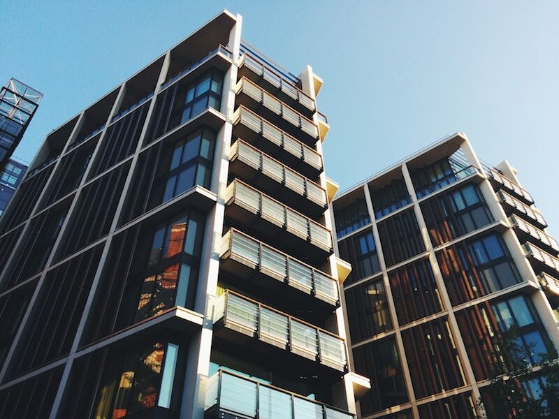 Learn About the Trend of Converting Office Buildings into Hotels